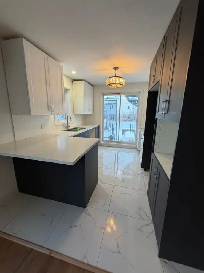 4 1/2 unite Ste-Therese