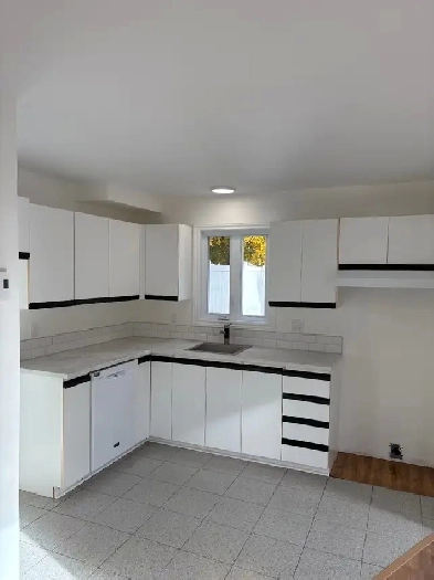 4 ½ à louer - Maison de ville (indépendante) sur deux étages