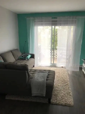 Repentigny, Laurier grand 41/2 à l'étageas