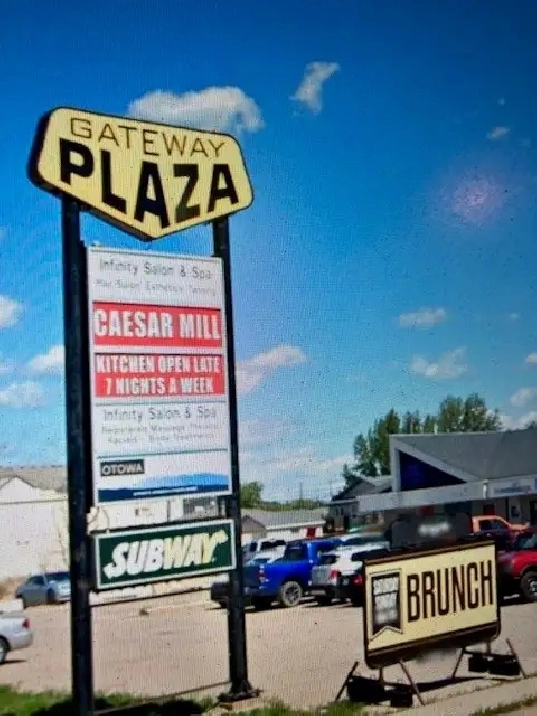 323 Centennial Drive S, Martensville