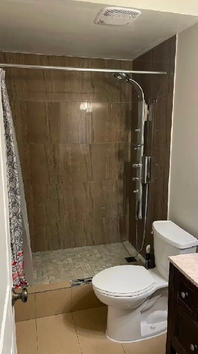 Basement 2 den _ $1200 in Saddlebrook NE Image# 1