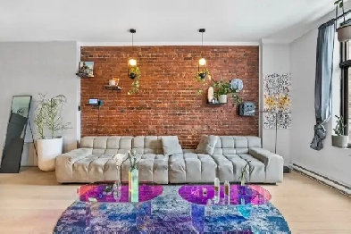 Grand condo à Homa seulement 399 990$ Image# 1