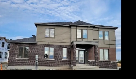 Room for rent in Barrhaven close to Amazon , Costco and Market. Image# 1
