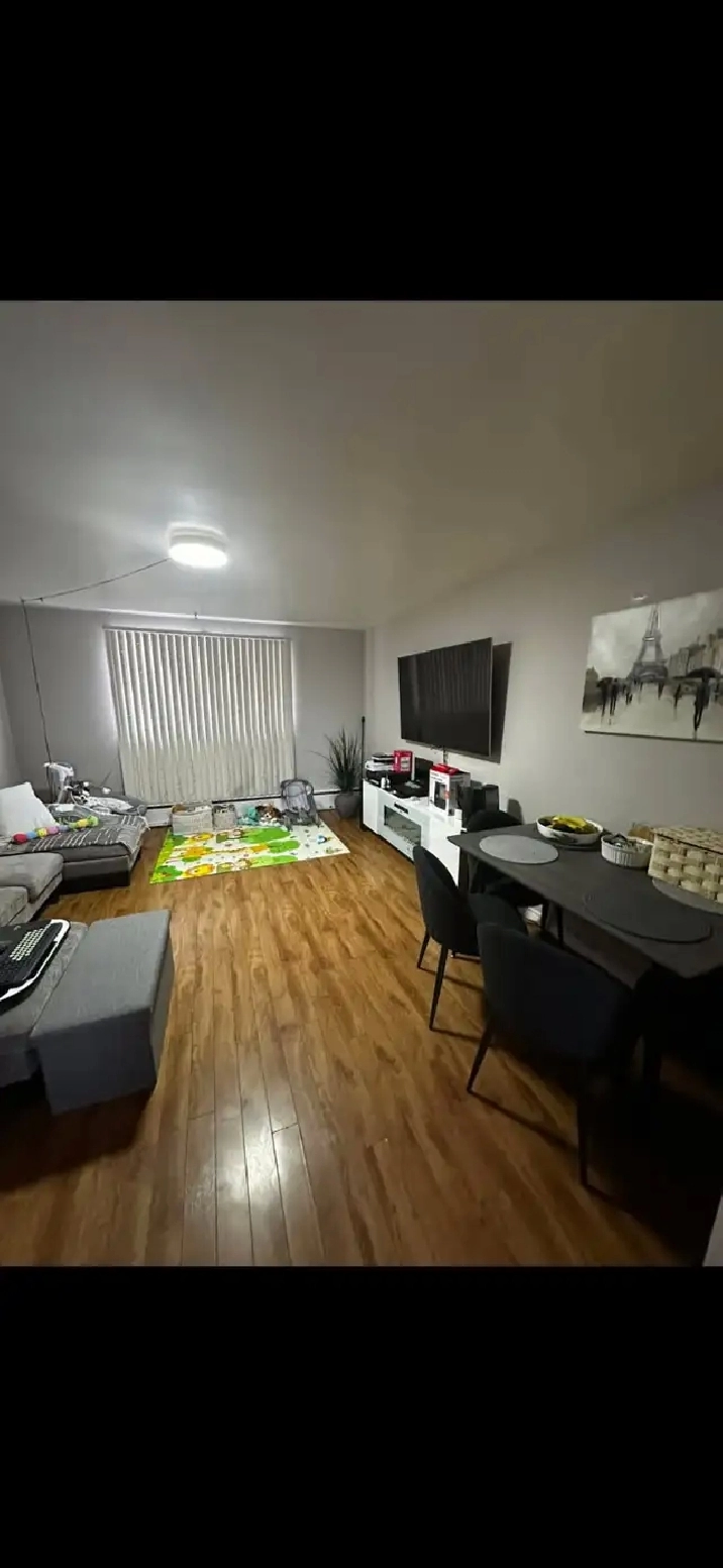 Victoria Park- Two bedroom, second floor unit