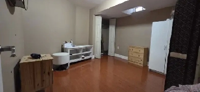 Recamara en renta con baño propio Image# 1