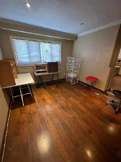 2Rooms_GroundFloor_PrvtWR_Allinclud Parking_Finch&Yonge_March1st Image# 1