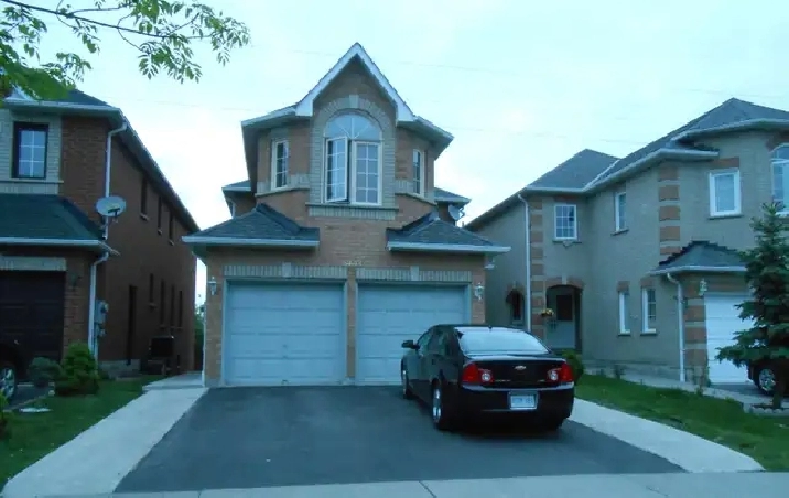 3 Bedroom   2.5 Bath house (upper) for rent from Mar. 1, 2026