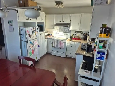 4.5 Repentigny, 3e étage, grand, propre, 2 mars, $1295 Image# 1