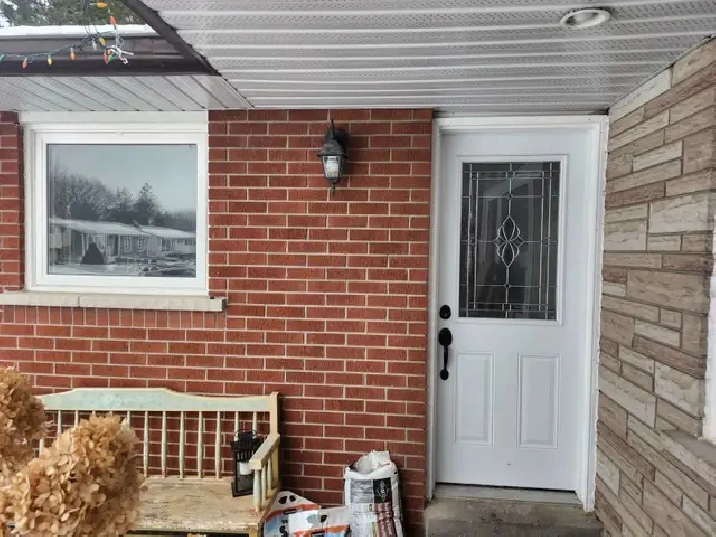 PRIVATE STUDIO APARTMENT in Bolton, March 1 $1250/incl all