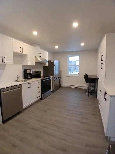 Furnished 1BR Main Floor Suite in Hull | $1,850/mo All-Inclusive