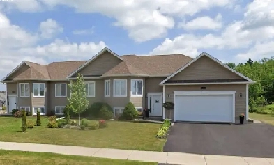 Private Home Sale in Moncton New Brunswick Image# 1