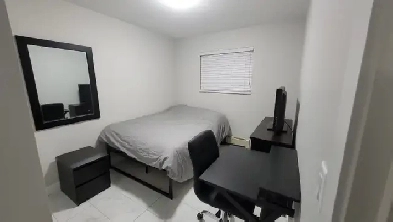 Fully Furnished Room for Rent in Fleetwood Centre (Female Only)