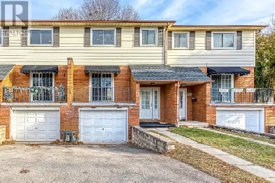 3 bedroom townhouse for rent in downtown Burlington Image# 1