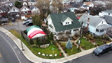 Large 3 1 bedroom home with a BIG backyard and LOTS of parking Image# 1