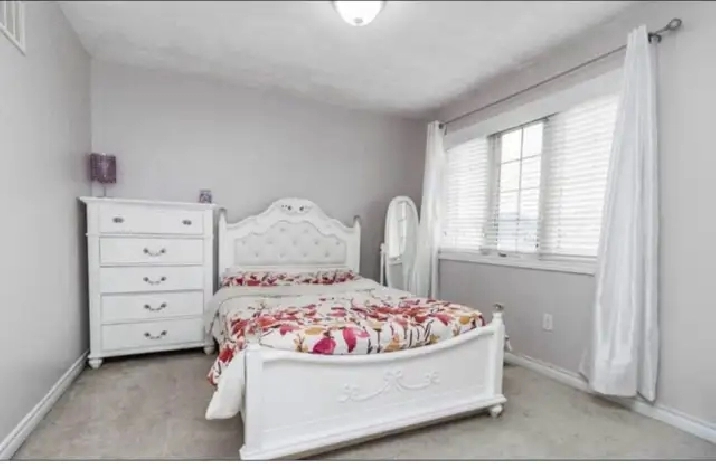 2 bedroom available near hwy 50 & cottrelle