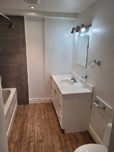 2 bedrooms 1 washroom