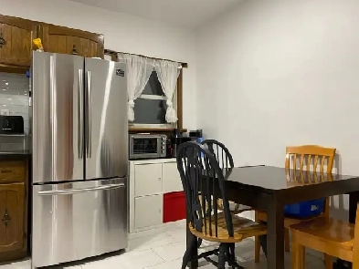 Unit with 2 Bedroom and 2 Bathroom Image# 1