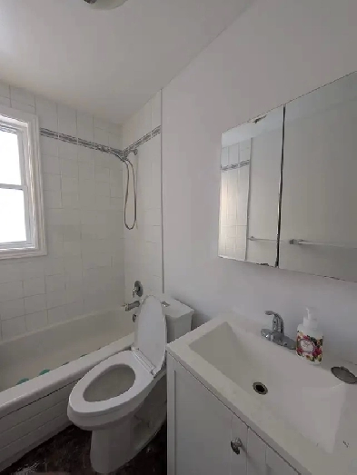 ROOMS FOR RENT SCARBOROUGH - LAWRENCE AND MORNINGSIDE Image# 1