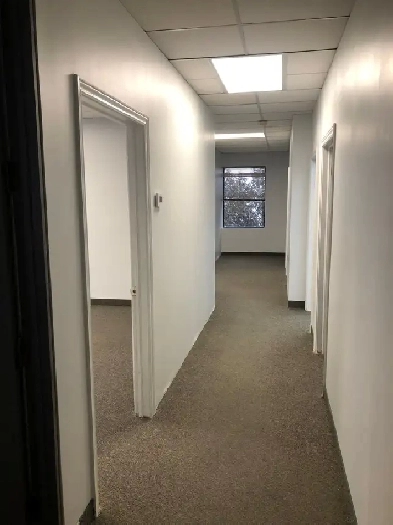 Office space for rent in Etobicoke next to 401, 427, Hwy 27 Image# 1
