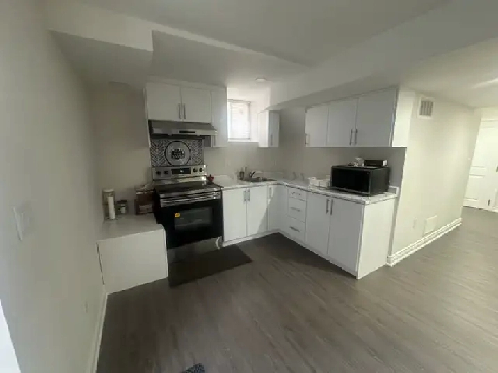 2 bedroom Basement For Rent