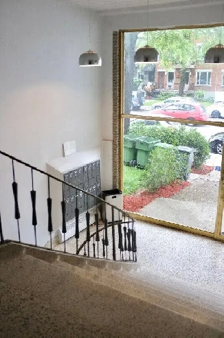 3 1/2 a louer - Metro Sauvé Image# 1