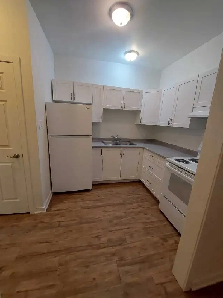 2 Bed 1 Bath Apartment for Rent