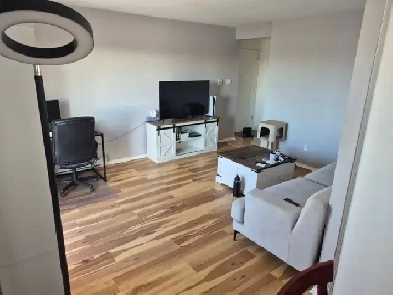 4.5 Repentigny, 3e étage, grand, beau, 2 mars, $1295 Image# 1