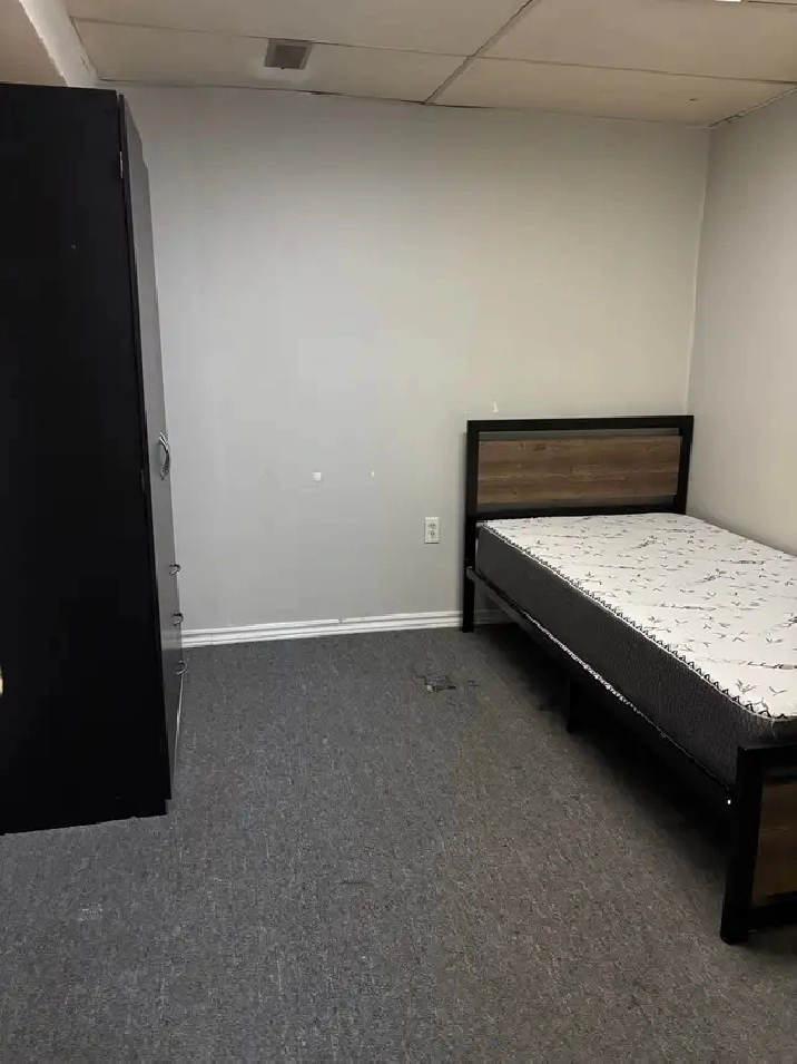 Room for Rent Near Humber College