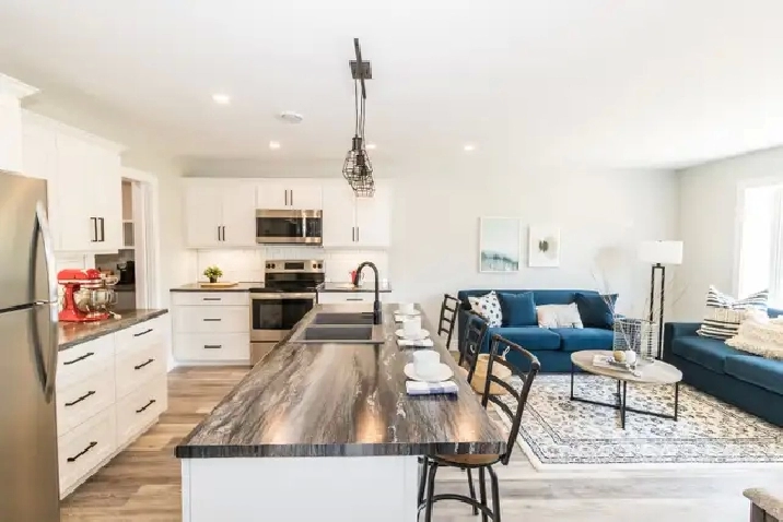 2 Bed 2 Bath with Attached Garage in South Berwick