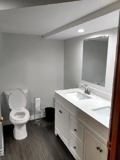 1 BEDROOM BASEMENT APARTMENT Image# 1