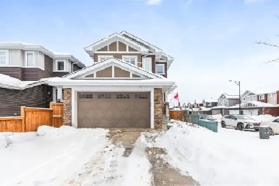 2017 Build in Glenridding Heights 3 Bed 2.5bath W/ SOLAR PANELS Image# 5