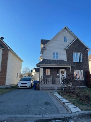 Grande maison familiale à louer Image# 1