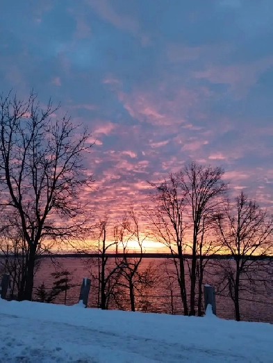 2 Bedroom apartment on Kempenfelt Bay Image# 1