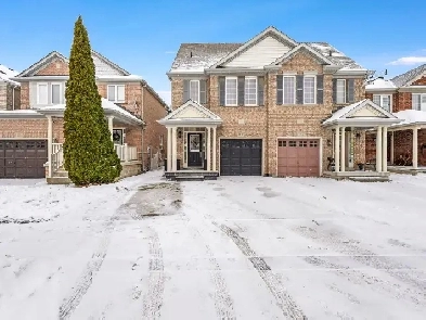 3 Bed 3 Bath Semi-Detached in Milton!