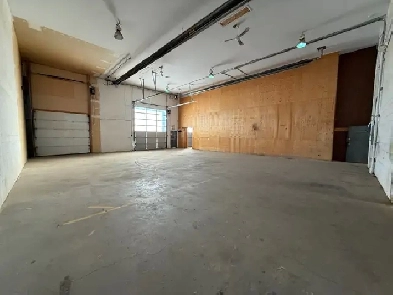 All Inclusive Rent - Triple bay space in Red Deer