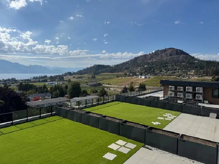 2-bedroom,   a den, 2-bathroom suite