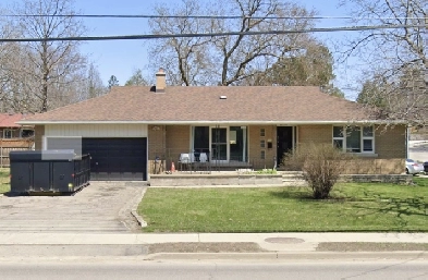 316 Edinburgh Rd S - 2 Rooms Available