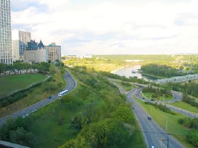 ☀️ Downtown top floor suite with amazing river valley view! ☀️ Image# 3