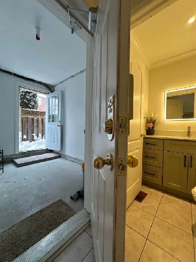 Markham basement for rent Image# 1