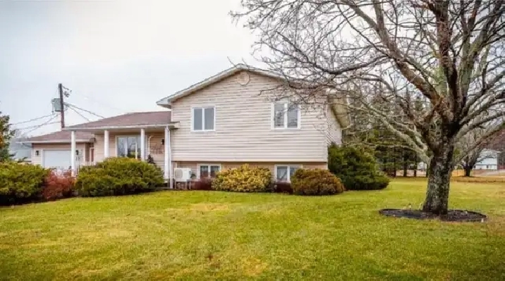 One Bedroom Rental in a 3-Bedroom Home