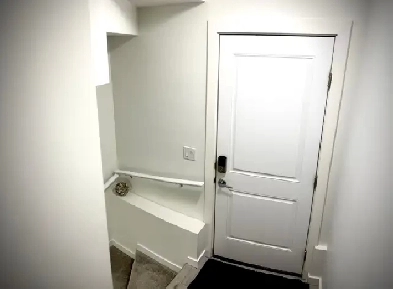 BEAUTIFUL BASEMENT APARTMENT FURNISHED Image# 7