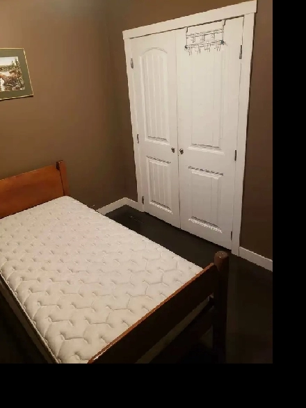 se mainfloor room available immediately Image# 1