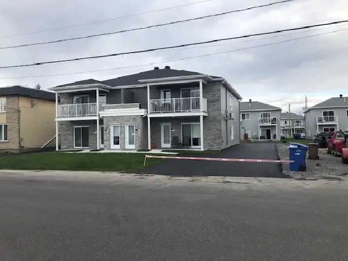 Appartement à louer, Salaberry-de-Valleyfield 4 1/2, 1er juil26