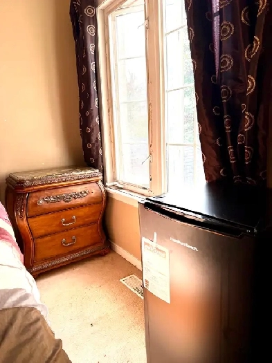 Reduce price urgent room for rent female only Image# 1