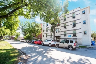 105 Clarke Street - Two-Bedroom Suite (Type D) Apartment for Ren Image# 1