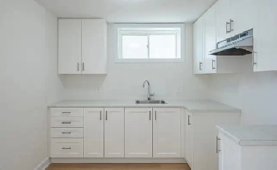 1 bdrm 1 bath w/ separate entrance, laundry Image# 1