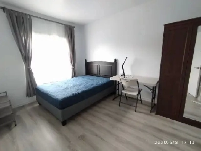 Big room , one min to metro Monk, All included, Female only. Image# 1