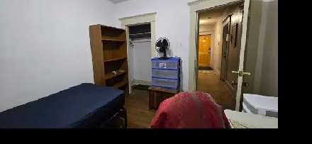 SW Downtown Room for Rent Image# 1