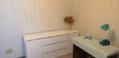 Room in Brentwood Image# 1