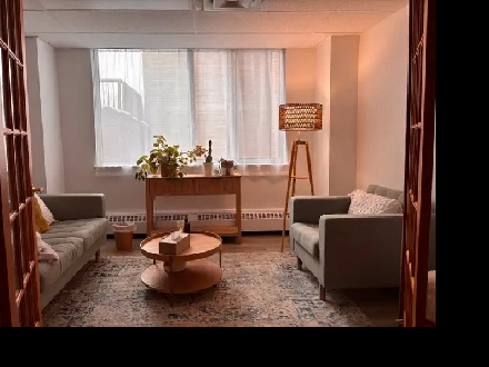 BUREAU À LOUER 515 PI.CA. PLATEAU MONT-ROYAL Image# 1